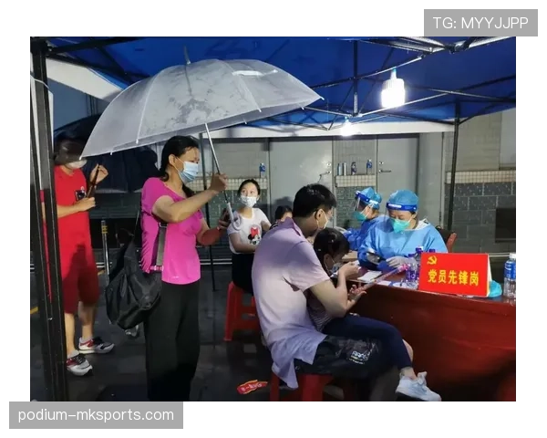 广州队纪录片揭秘荣耀背后的奋斗征程 广州队纪录片揭秘荣耀背后的奋斗征程