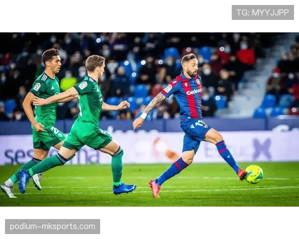 塞维利亚攻防兼备战术灵活，强势应对各路劲敌彰显竞技实力