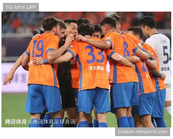 山东泰山主教练战术惨遭质疑，球队核心矛盾引爆致命危机！