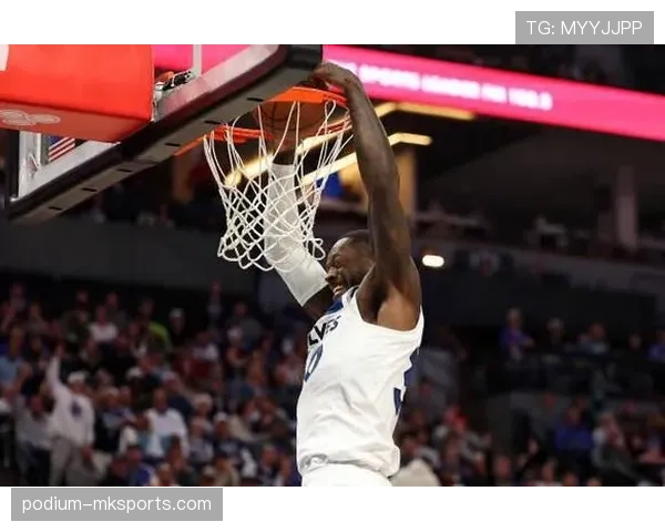 挡拆制造错位，兰德尔较上季内线效率明显提升